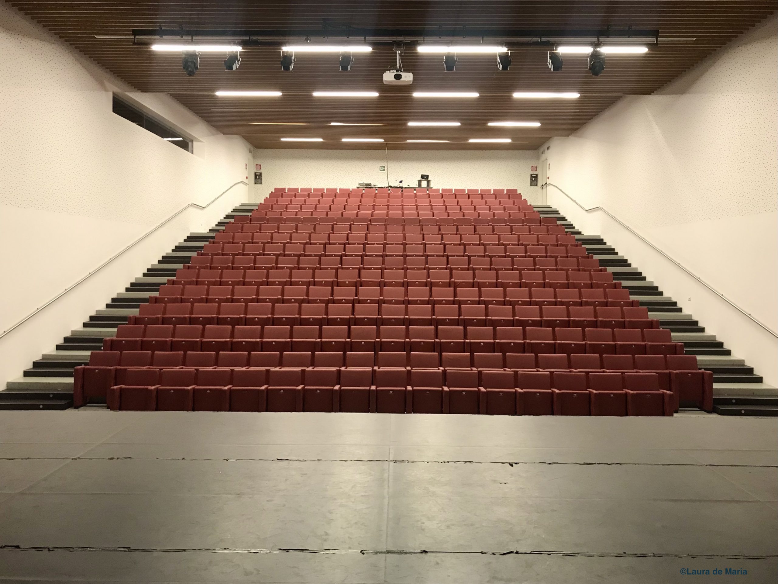 Auditorium del TeCa teatro Cassanese a Cassano d'Adda, Milano Affitta teatro per eventi, spettacoli, convention ecc.